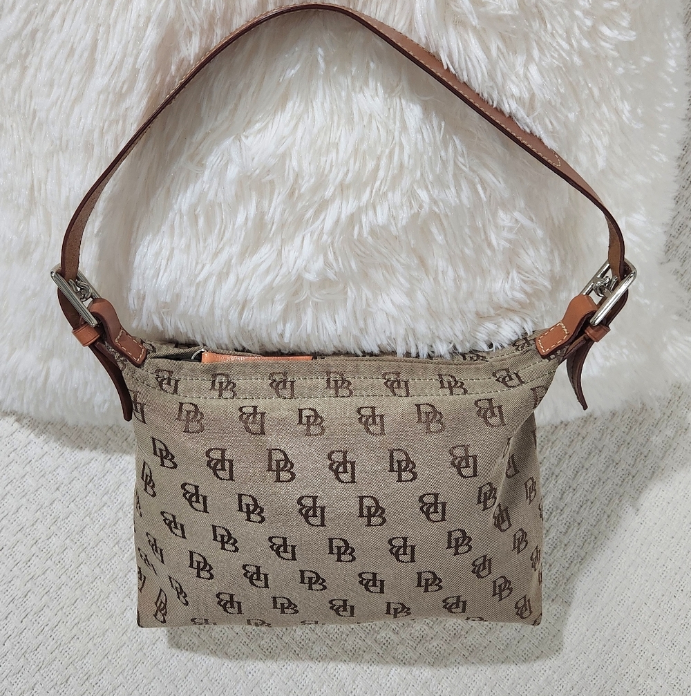 Dooney & Bourke Y2K DB Monogram Signature Canvas Handbag Pochette style EUC